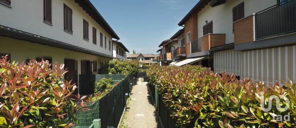 Appartamento 0 locali di 76 m² a Montano Lucino (22070)