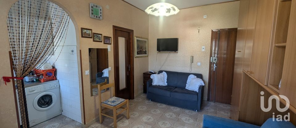 One-room apartment of 30 m² in Borghetto Santo Spirito (17052)