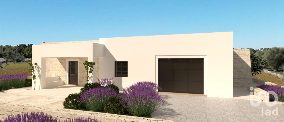 Land of 9,000 m² in Martina Franca (74015)