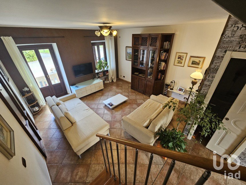 Casa indipendente 5 locali di 120 m² in San Giusto Canavese (10090)