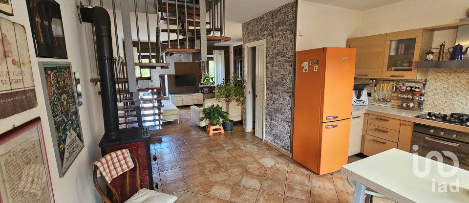 Casa indipendente 5 locali di 120 m² in San Giusto Canavese (10090)