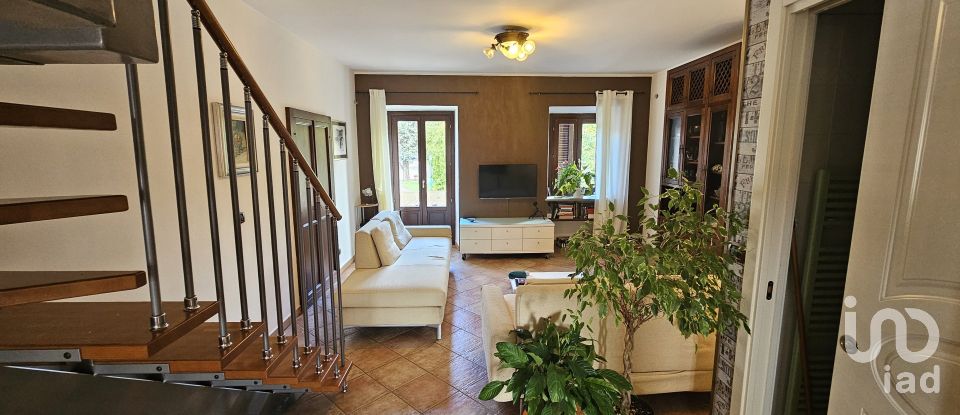 Casa indipendente 5 locali di 120 m² in San Giusto Canavese (10090)