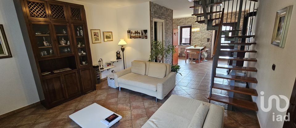 Casa indipendente 5 locali di 120 m² in San Giusto Canavese (10090)