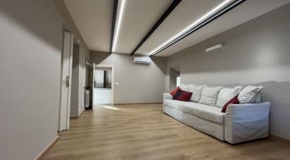 Attico / Mansarda / Loft 5 locali di 95 m² a Genova (16122)