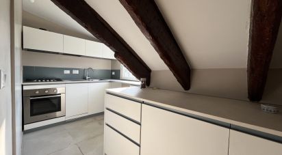 Attico / Mansarda / Loft 5 locali di 95 m² a Genova (16122)