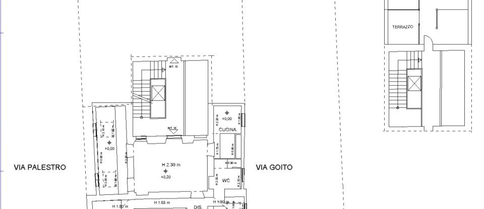 Attico / Mansarda / Loft 5 locali di 95 m² a Genova (16122)