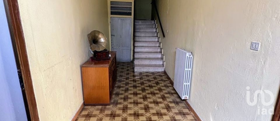 Casa 8 locali di 200 m² in Ortucchio (67050)