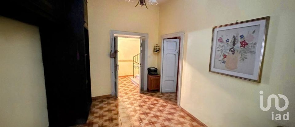 Casa 8 locali di 200 m² in Ortucchio (67050)