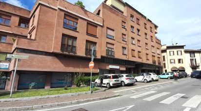 Shop / premises commercial of 55 m² in Lecco (23900)