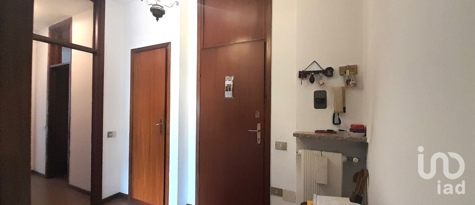 Attico / Mansarda / Loft 5 locali di 115 m² a Olginate (23854)