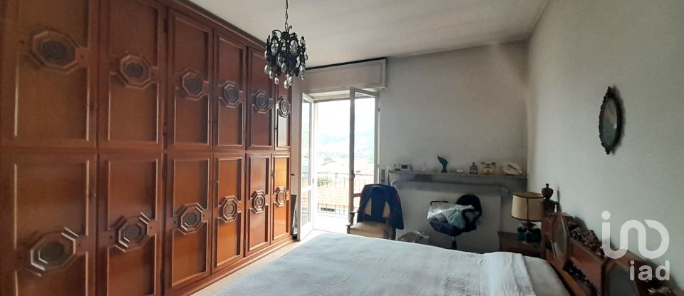 Attico / Mansarda / Loft 5 locali di 115 m² a Olginate (23854)