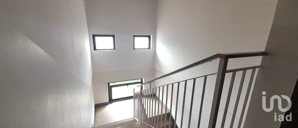 Attico / Mansarda / Loft 5 locali di 115 m² a Olginate (23854)