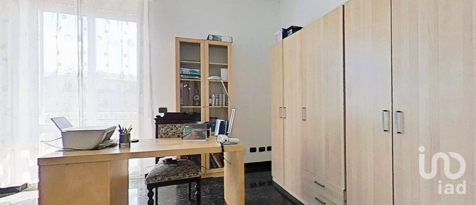 Apartment 5 rooms of 88 m² in Genova (16134)