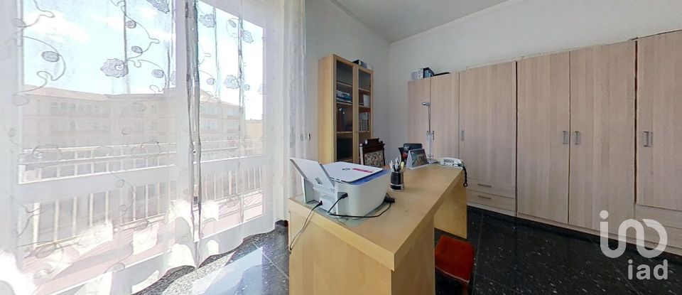 Apartment 5 rooms of 88 m² in Genova (16134)