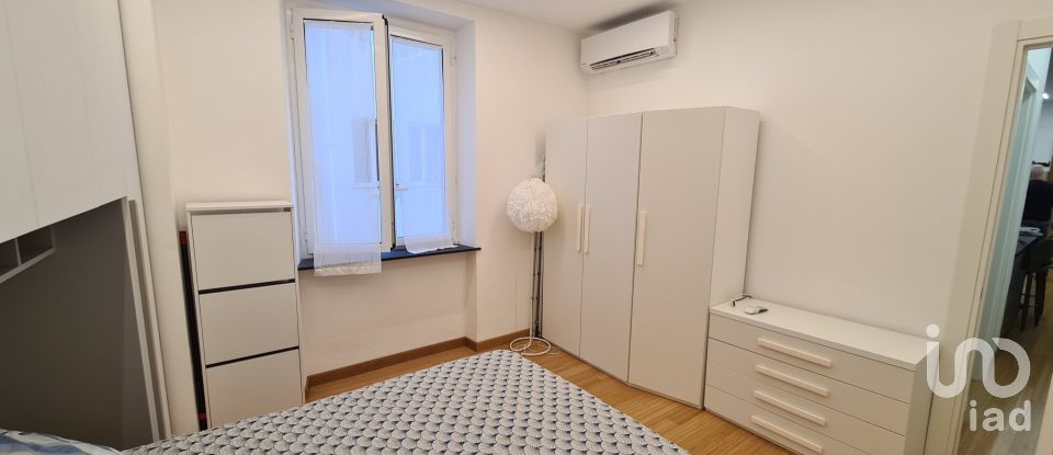 Three-room apartment of 55 m² in Genova (16156)