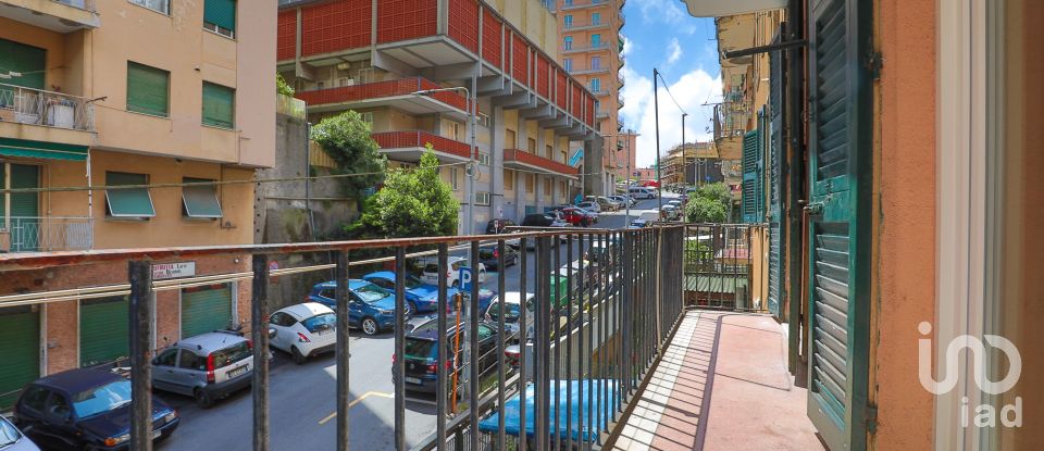 Appartamento 5 locali di 70 m² a Genova (16144)