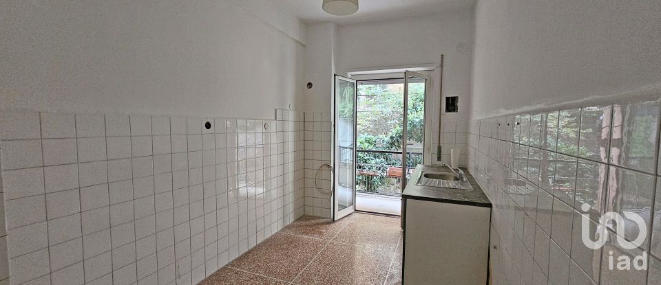 Four-room apartment of 98 m² in Genova (16149)