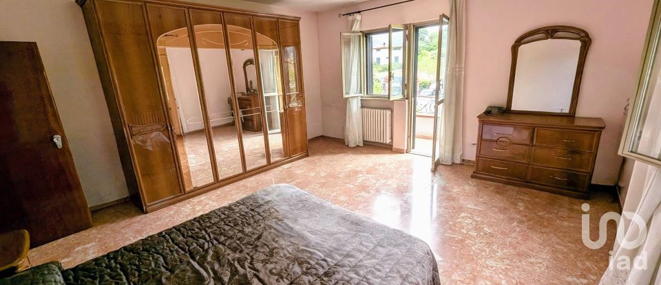 Villa 7 locali di 244 m² in Bugnara (67030)