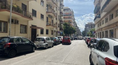 Shop / premises commercial of 101 m² in Palermo (90143)