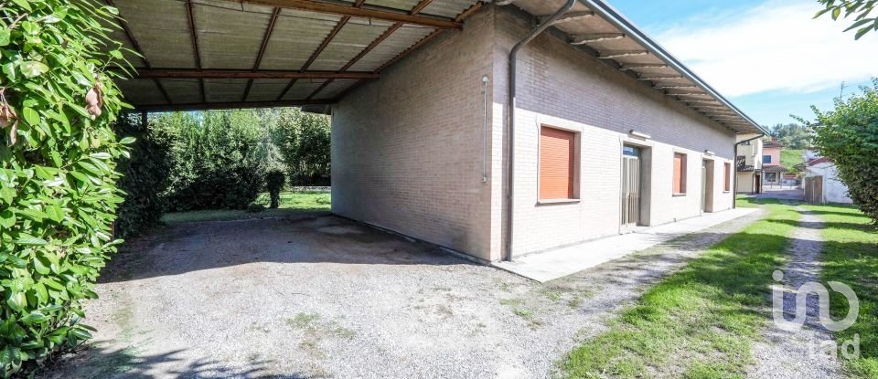 Casa indipendente 9 locali di 400 m² in Argenta (44016)