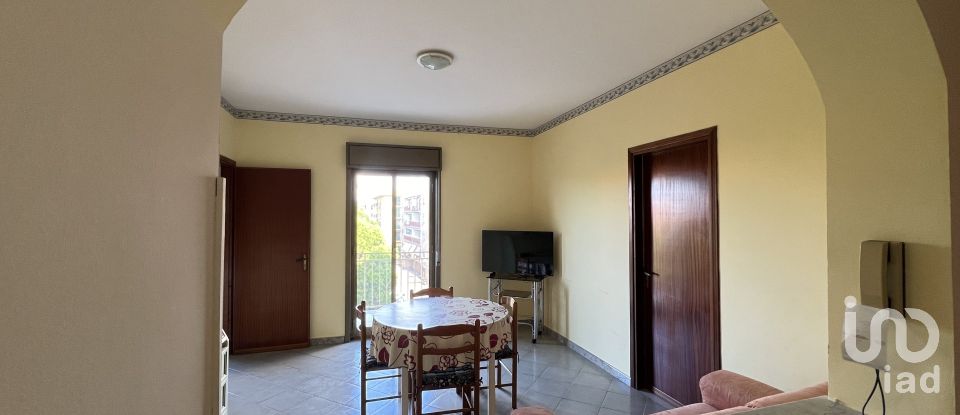 Four-room apartment of 98 m² in Campofelice di Roccella (90010)