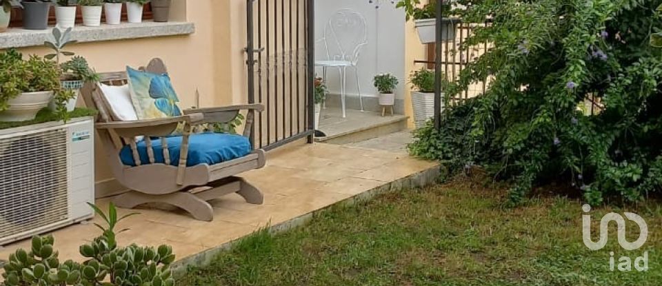 Town house 0 rooms of 211 m² in Olbia (07026)