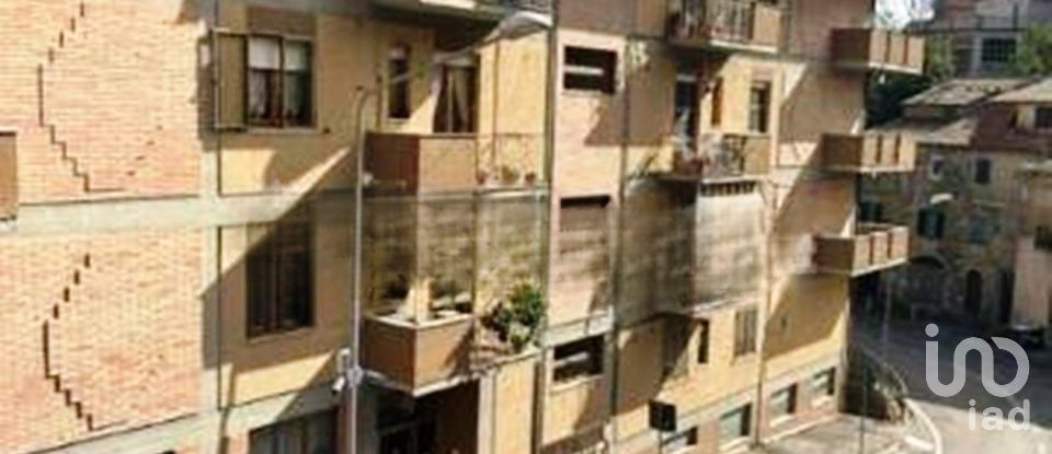 Block of flats 4 rooms of 110 m² in Scansano (58054)