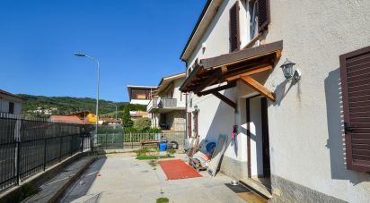 Village house 7 rooms of 120 m² in Murialdo (17013)