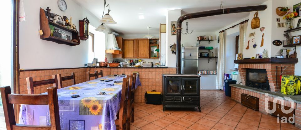 House 20 rooms of 450 m² in Montezemolo (12070)