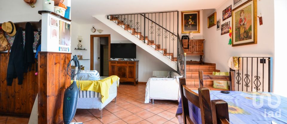 House 20 rooms of 450 m² in Montezemolo (12070)