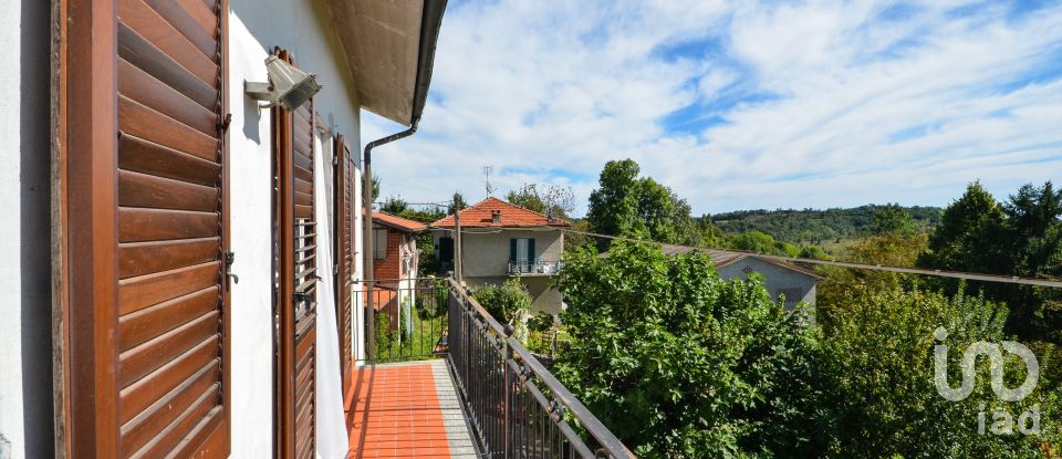 Casa 20 locali di 450 m² in Montezemolo (12070)