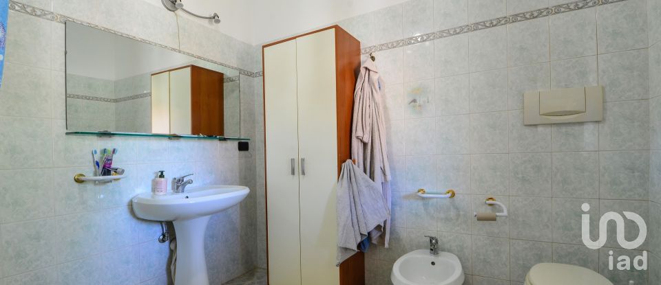 Casa 20 locali di 450 m² in Montezemolo (12070)