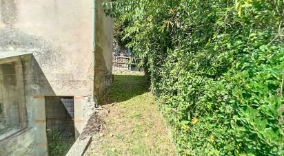 Casa 5 locali di 61 m² in Neirone (16040)