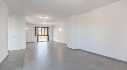 Loft 5 rooms of 181 m² in Urbisaglia (62010)