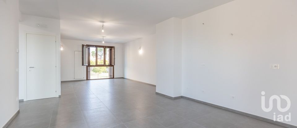 Loft 5 rooms of 181 m² in Urbisaglia (62010)