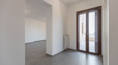 Attico / Mansarda / Loft 5 locali di 181 m² a Urbisaglia (62010)