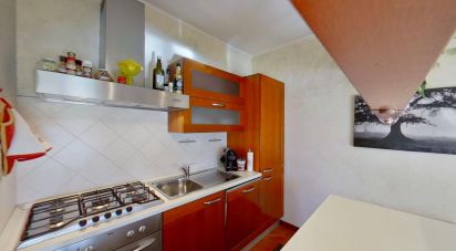 Three-room apartment of 80 m² in Genova (16127)