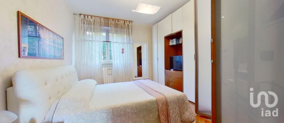 Three-room apartment of 80 m² in Genova (16127)