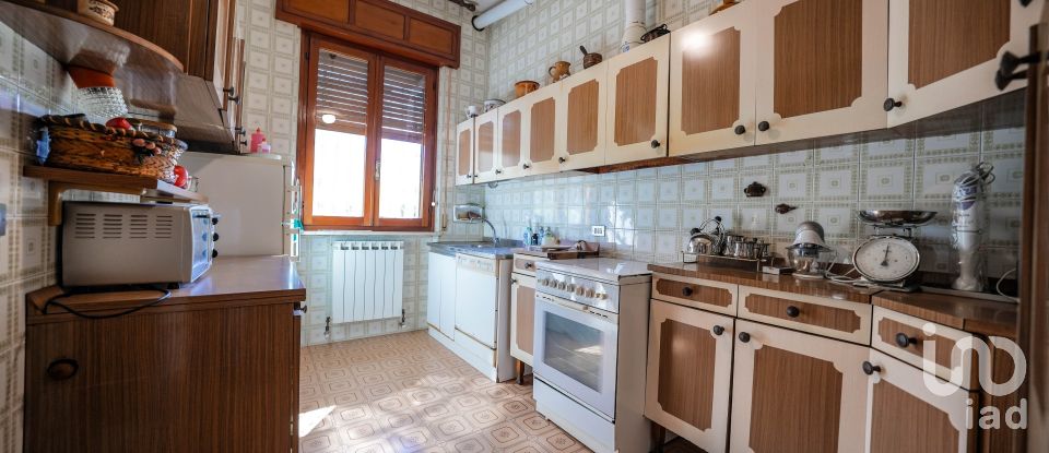 Casa indipendente 11 locali di 400 m² in Forlimpopoli (47034)