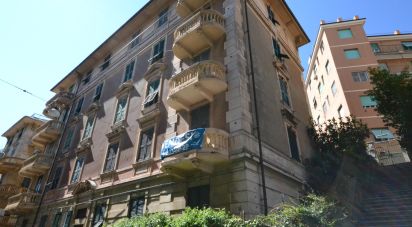 Appartamento 7 locali di 110 m² a Genova (16154)