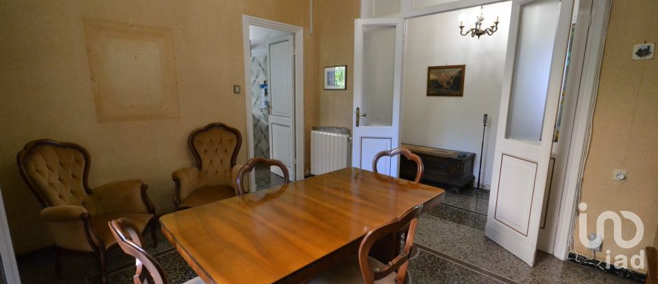 Appartamento 7 locali di 110 m² a Genova (16154)