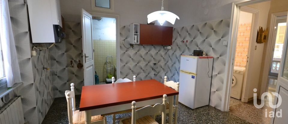 Appartamento 7 locali di 110 m² a Genova (16154)