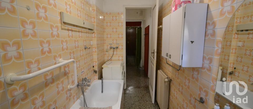 Appartamento 7 locali di 110 m² a Genova (16154)