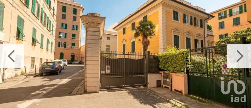 Bilocale di 79 m² a Genova (16128)