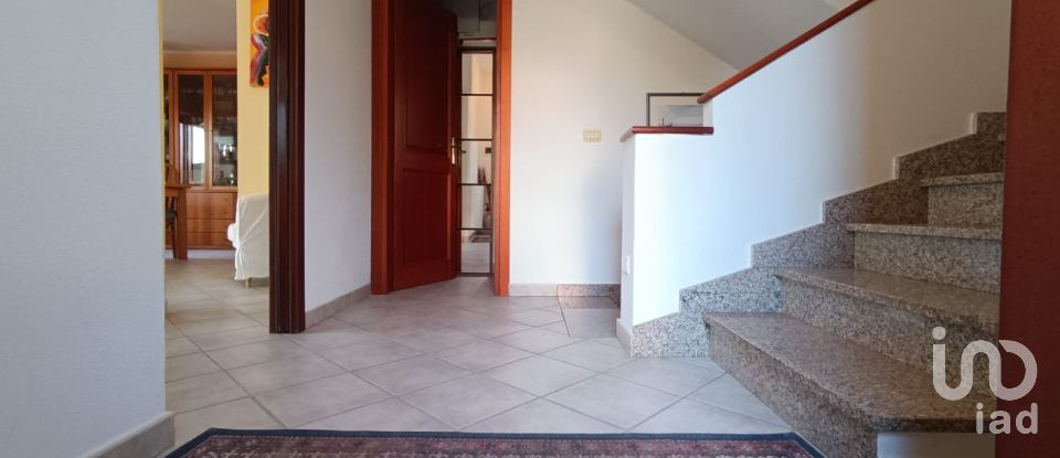 Mansion 0 rooms of 164 m² in Olbia (07026)