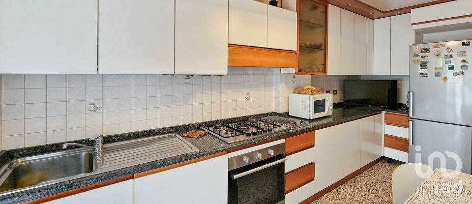 Four-room apartment of 165 m² in Civitanova Marche (62012)