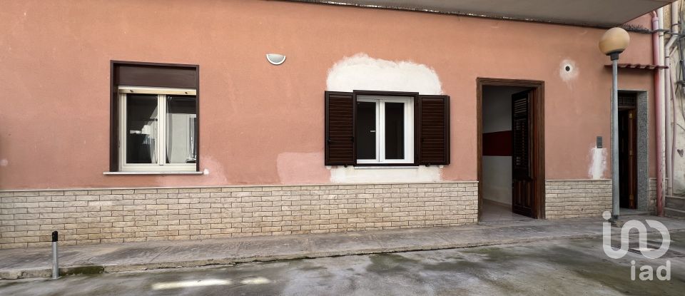 Lodge 6 rooms of 170 m² in Altavilla Milicia (90010)