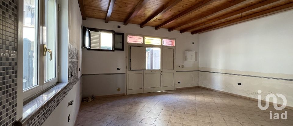 Lodge 6 rooms of 170 m² in Altavilla Milicia (90010)