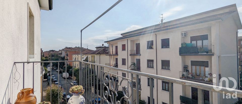 Appartamento 5 locali di 73 m² a Verona (37136)