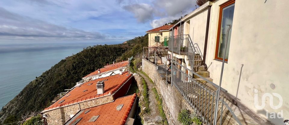 Rustico 3 locali di 43 m² in La Spezia (19132)